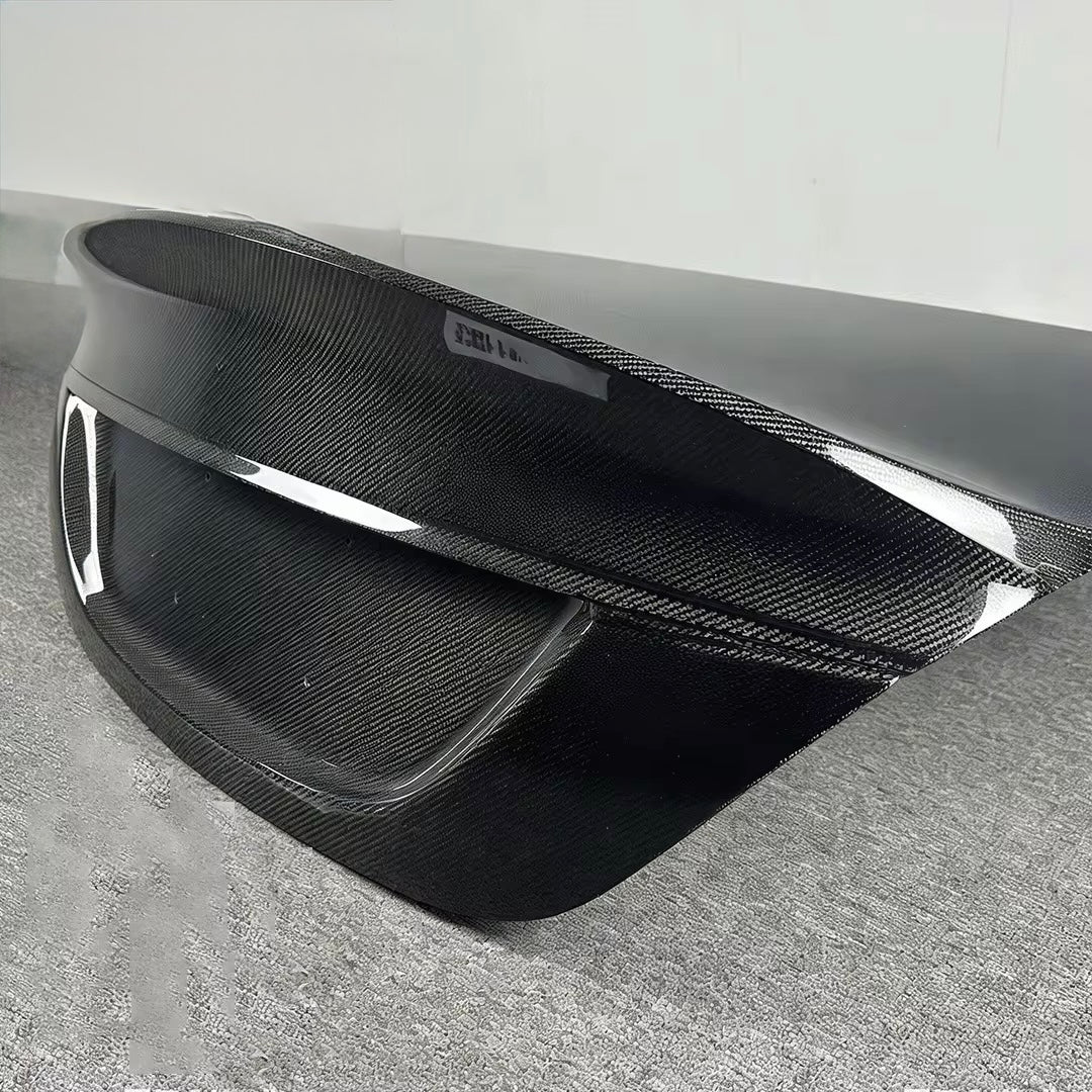 Mercedes W205 (4 Door Only) Carbon Boot Lid