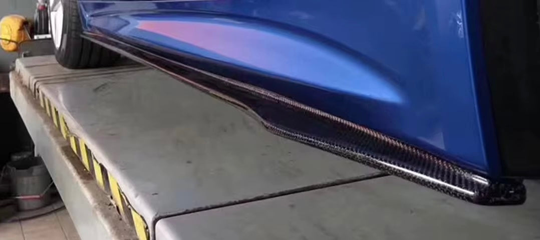 F30 carbon fibre sideskirts (psm style)