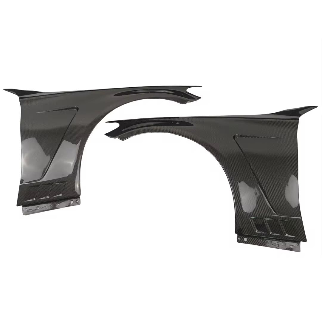 Mercedes C43 (W205) Carbon Vented Fenders
