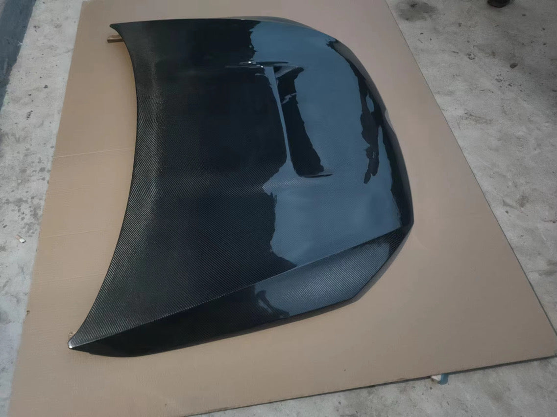 Golf Mk7/7.5 Carbon Fibre Centre Scoop Bonnet