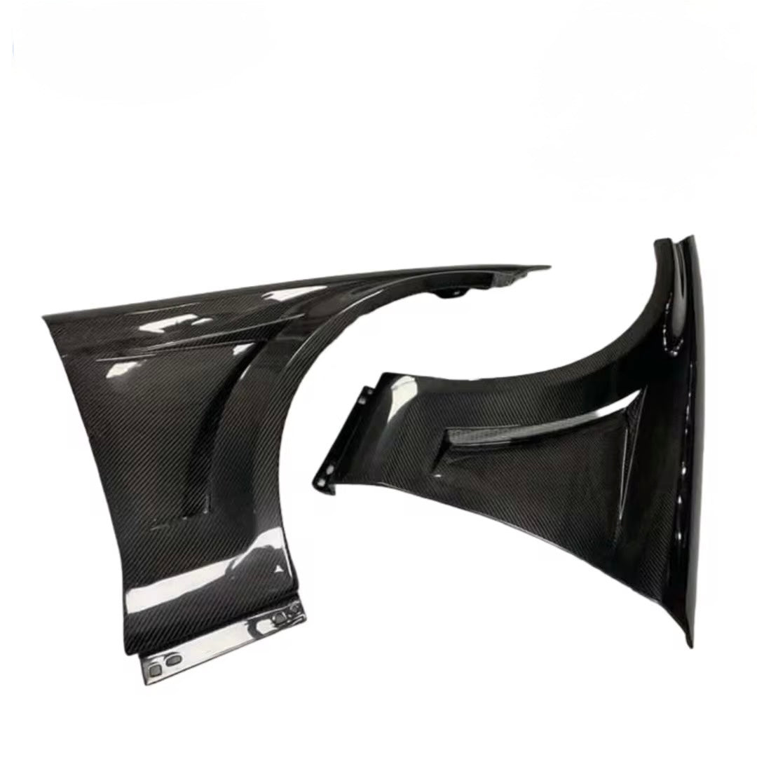 Mercedes CLS63 (W218) Carbon Vented Fenders