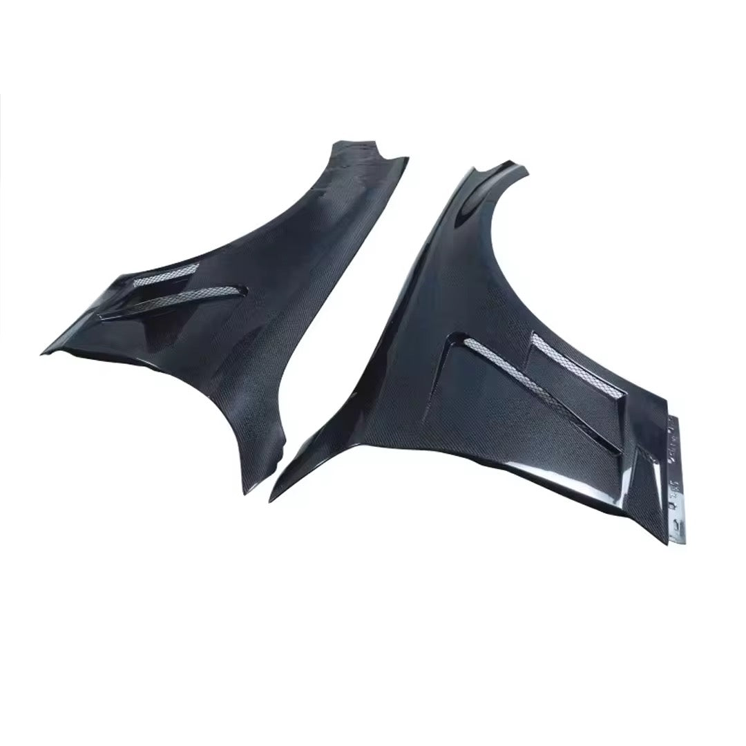 Mercedes C63 (W205) Carbon Vented Fenders