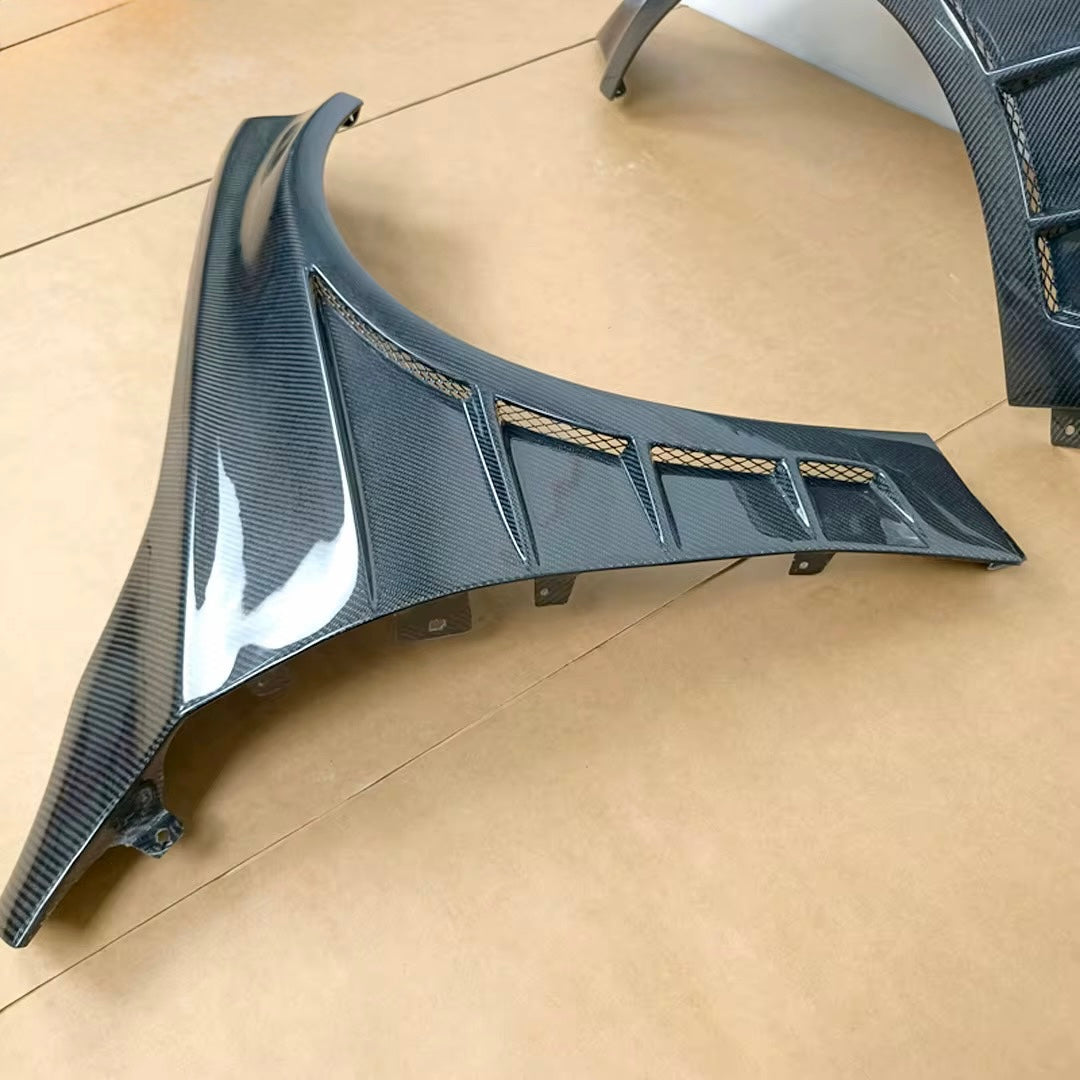 Mercedes A-Class (W177) Carbon Vented Fenders