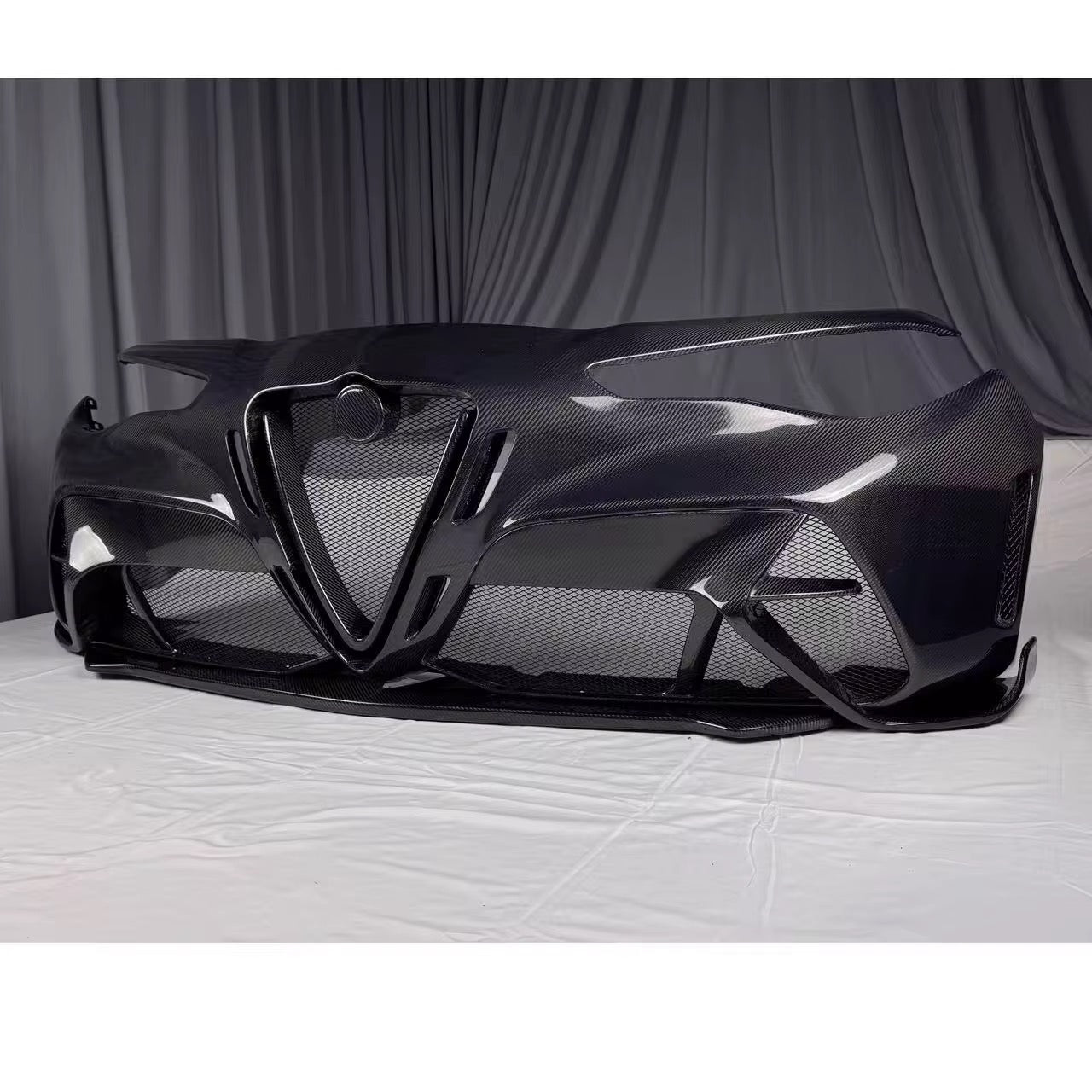 Alfa Romeo Giulia GTAm style carbon fibre front bumper