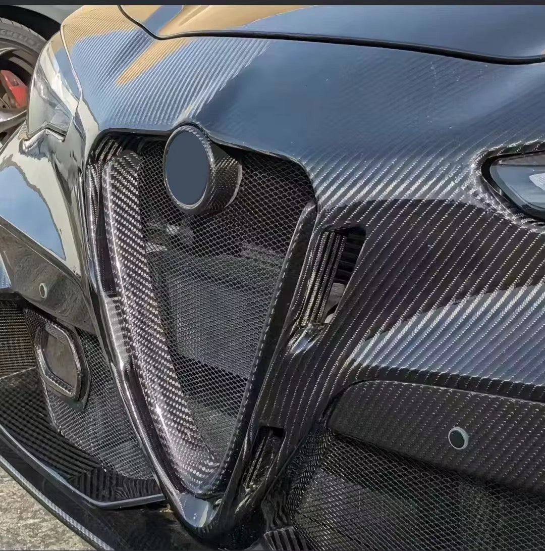 Alfa Romeo Giulia GTAm style carbon fibre front bumper