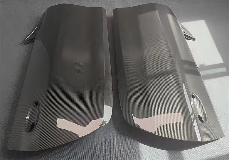 G82 Carbon Fibre Doors (pair)
